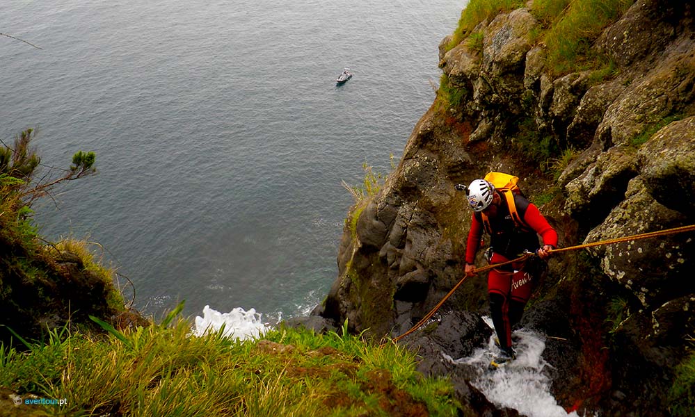 Canyoning Avançado na Ilha de São Jorge nos Açores