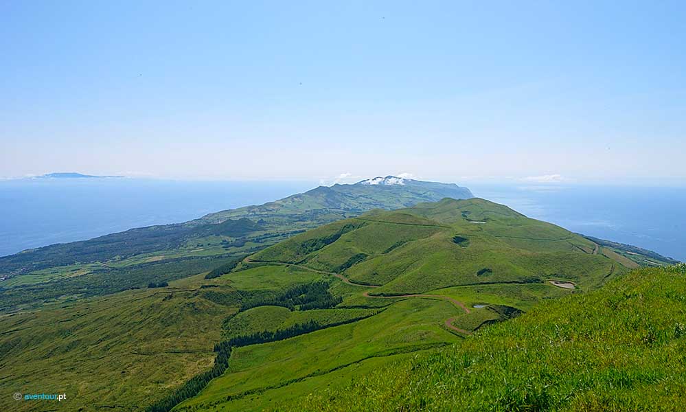 Walking Trail Pico da Esperanca in São Jorge Island in Azores